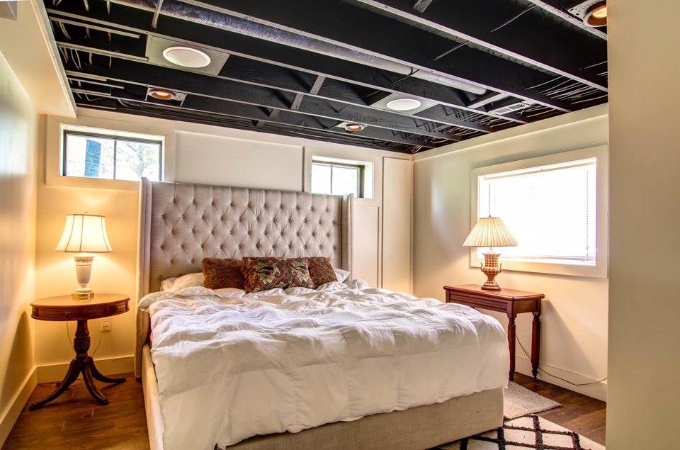 second bedroom.