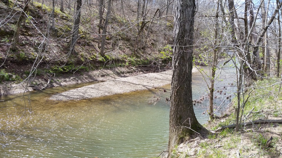 quiver river enjoy 1.35 miles of the quiver river that meanders through the center of this outstanding hunting property.