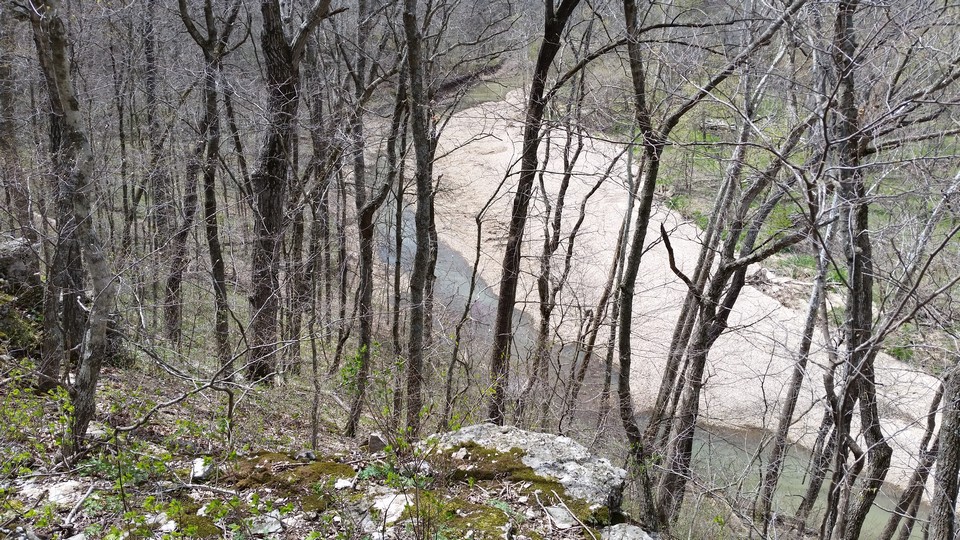 beutiful bluffs  oustanding rock outcroppings overlook the quiver river.