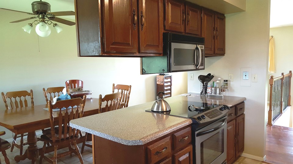 dining room.